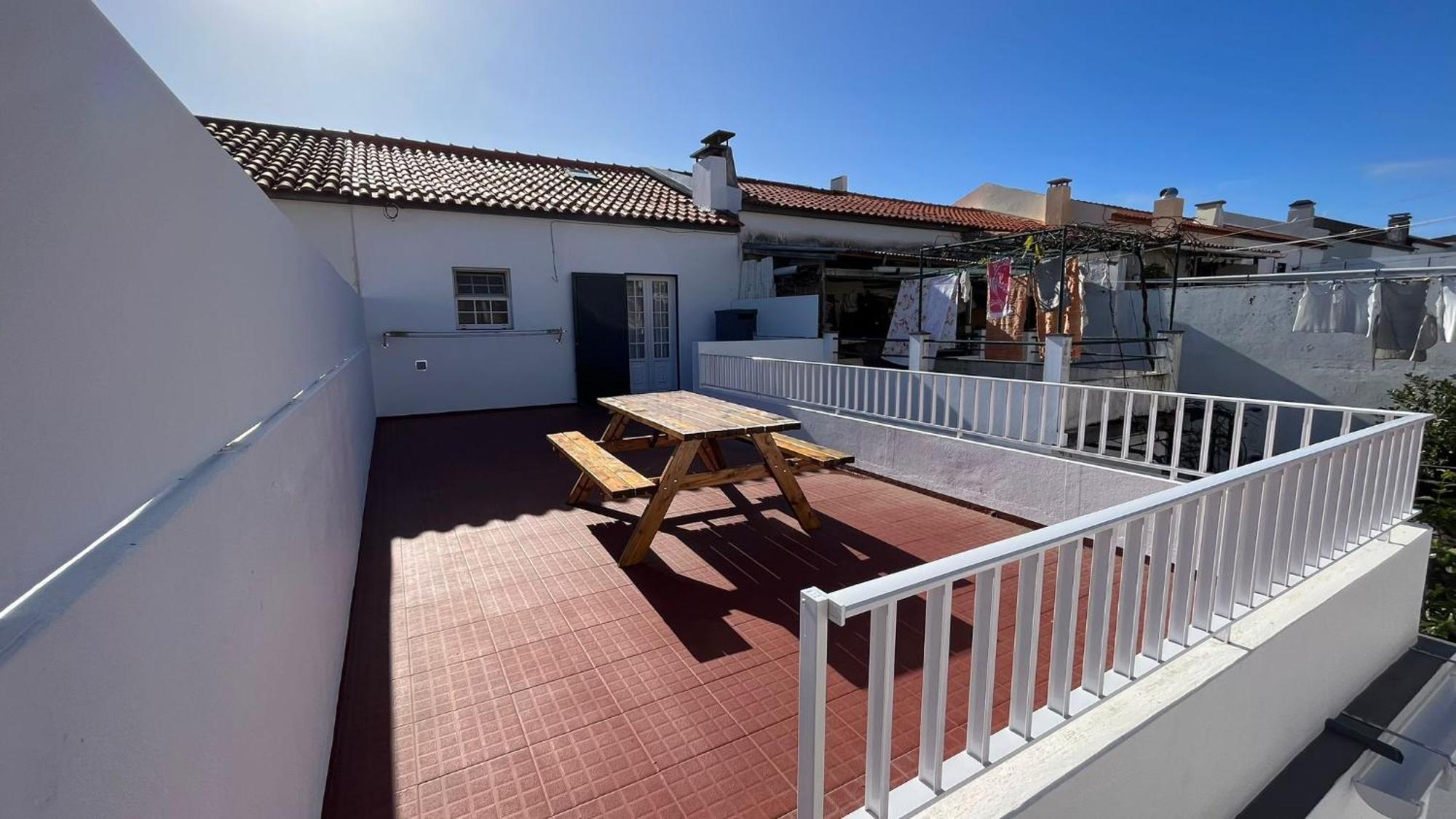 Espirito Azul Guest House - Rooms To Rent, 2 Minutes Walking From The Beach, Marina And Our Dive Center Vila Franca do Campo Exterior photo